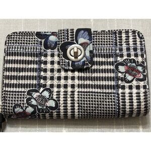 VERA BRADLEY RFID Turnlock Zip Around Wallet Quilted Bedford Plaid Floral 5x7.5"